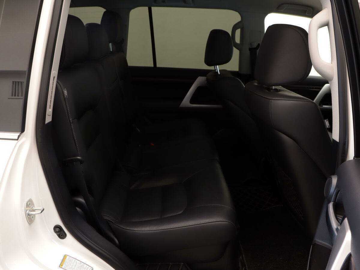 Toyota Land Cruiser, 2019 - 184 500 км. | Фото №8