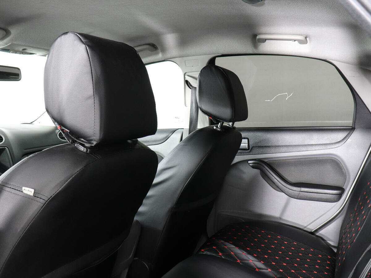 Ford Focus, 2010 Фото №12