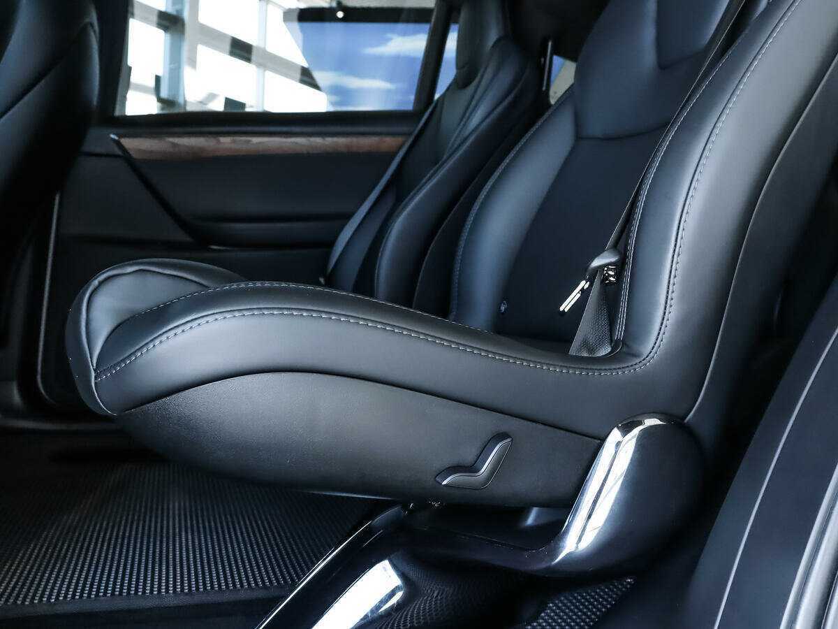 Tesla Model X Long Range Plus, 2020 Фото №16