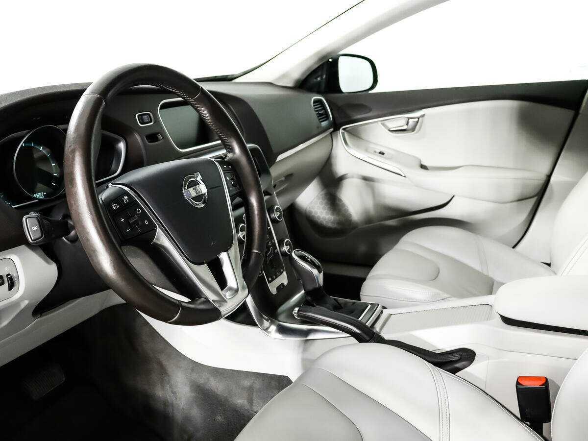 Volvo V40 Cross Country, 2013 Фото №9