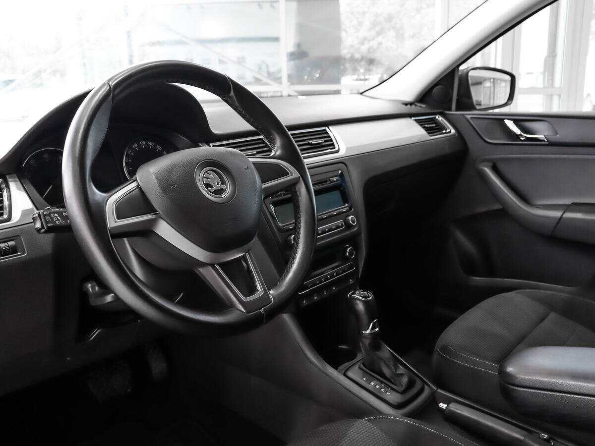 Skoda Rapid, 2014 Фото №9