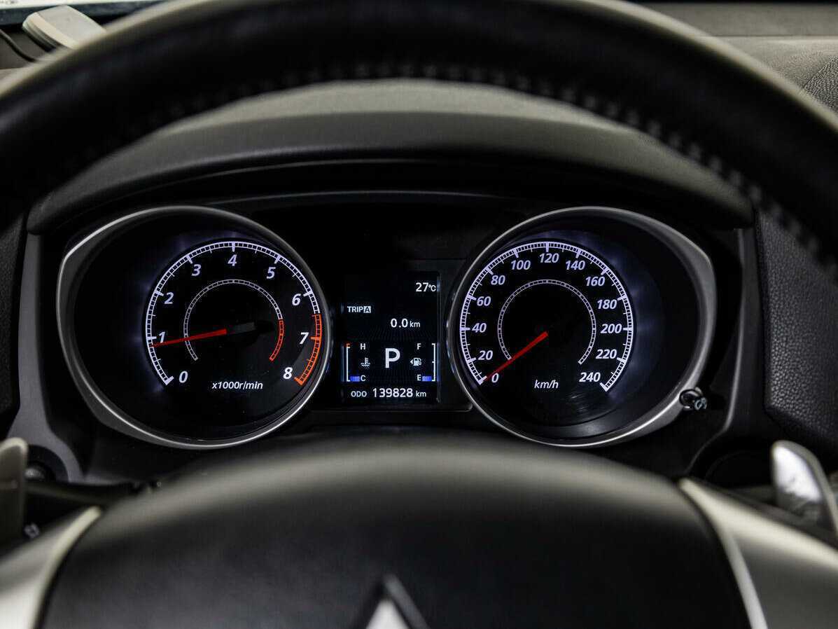 Mitsubishi ASX, 2011 Фото №12