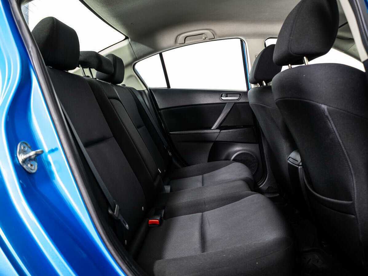 Mazda 3, 2010 Фото №10