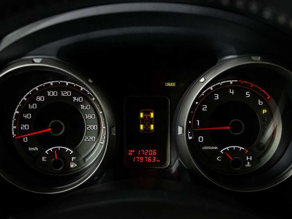 Mitsubishi Pajero, 2011 Фото №10