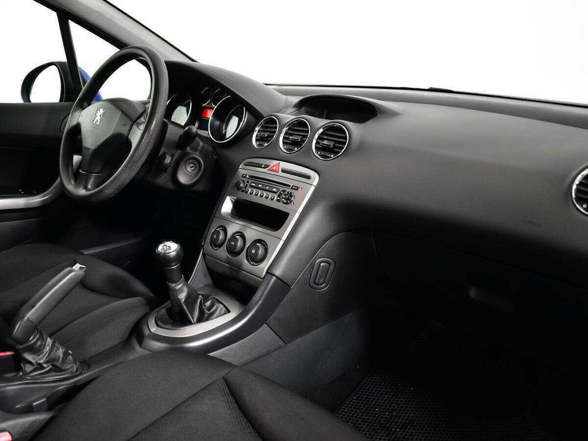 Peugeot 308, 2010 Фото №9