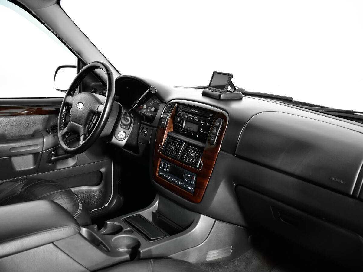 Ford Explorer, 2005 Фото №9