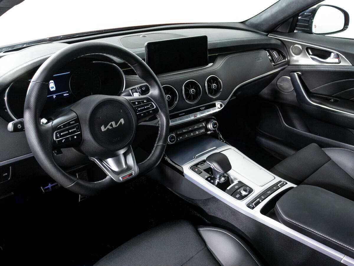 Kia Stinger, 2022 Фото №11