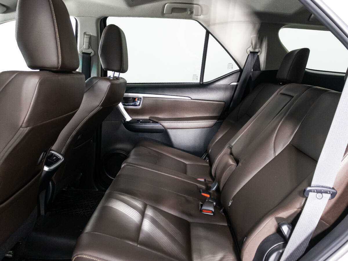 Toyota Fortuner, 2019 Фото №10