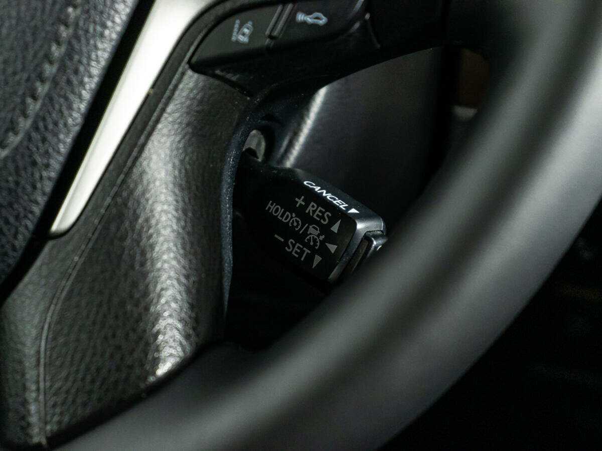 Toyota Land Cruiser, 2018 Фото №29