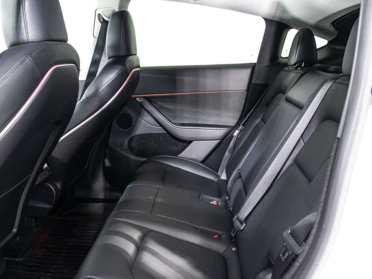 Tesla Model Y Performance, 2022 Фото №10