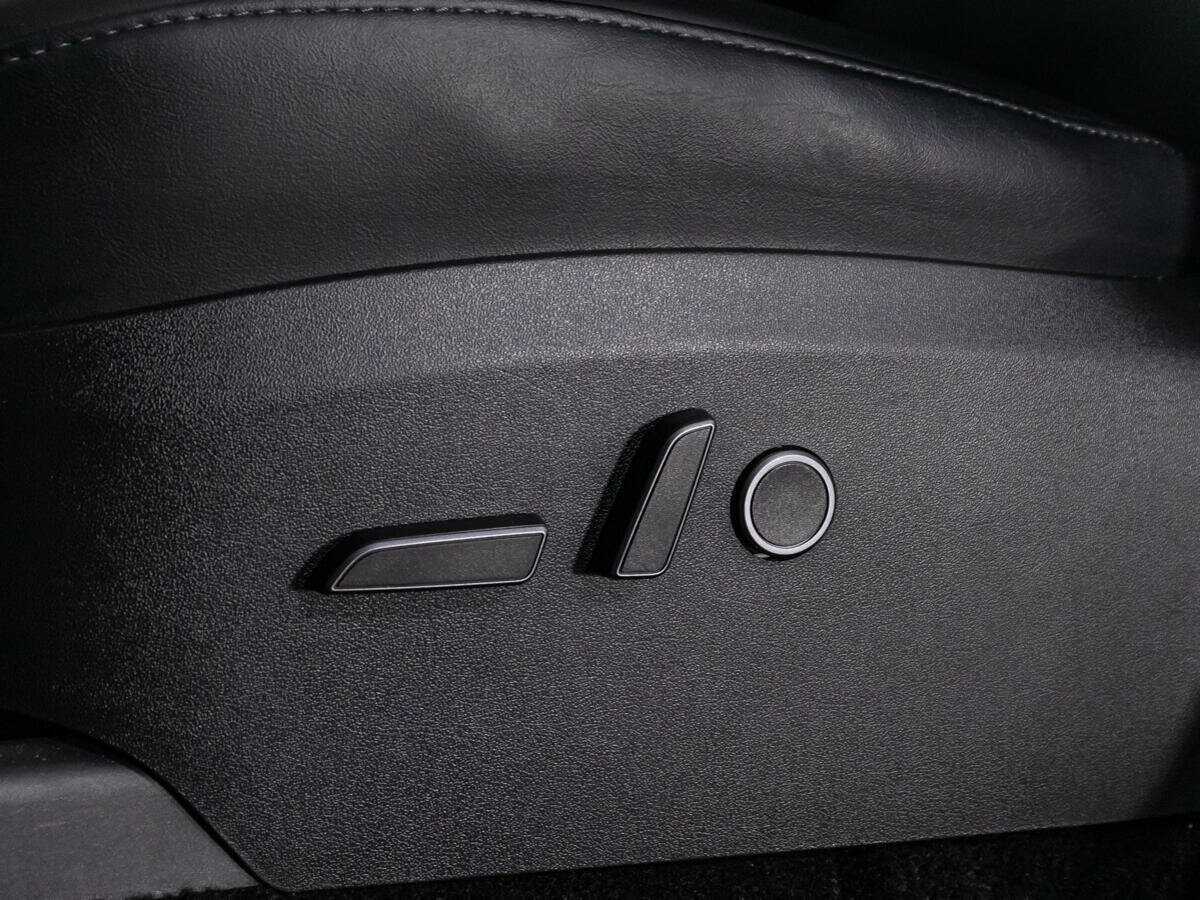 Tesla Model Y Performance, 2022 Фото №17