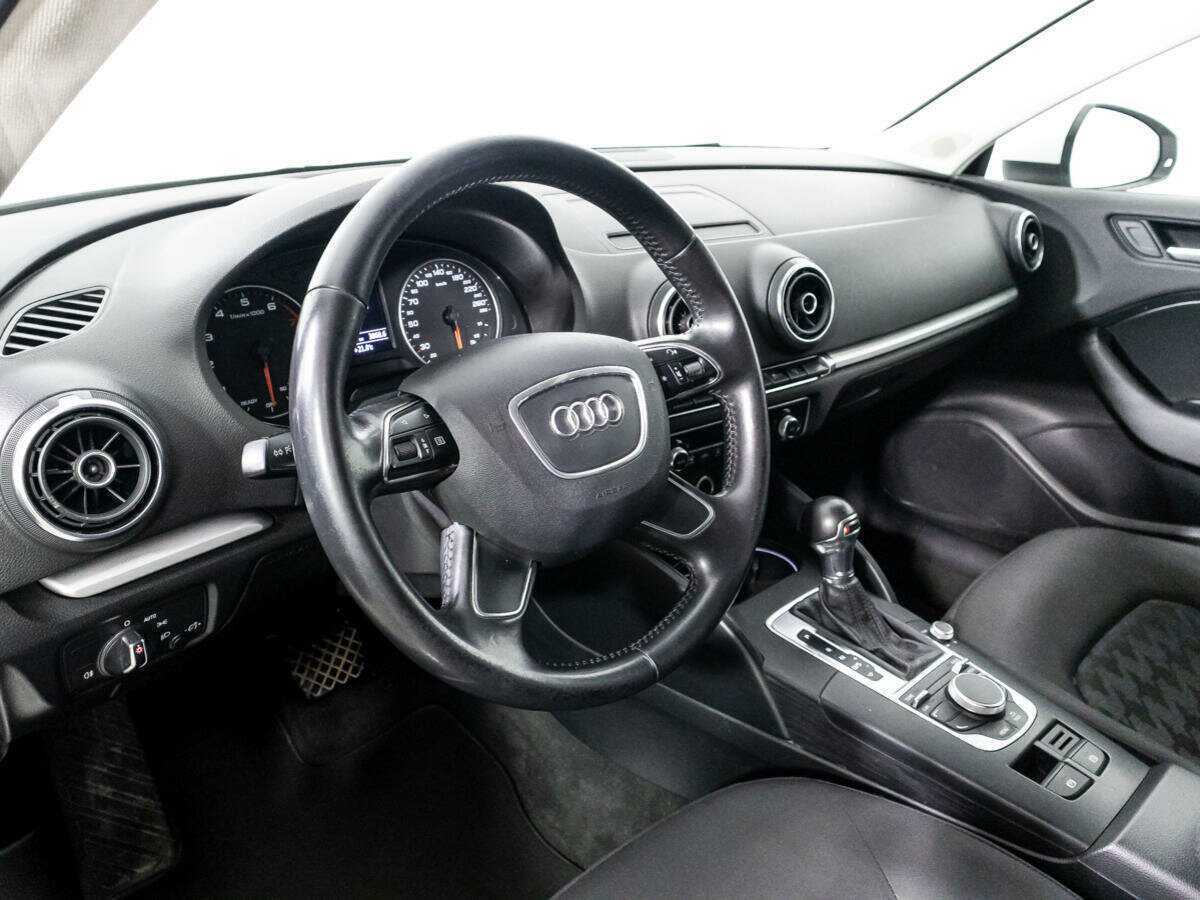 Audi A3, 2015 Фото №11