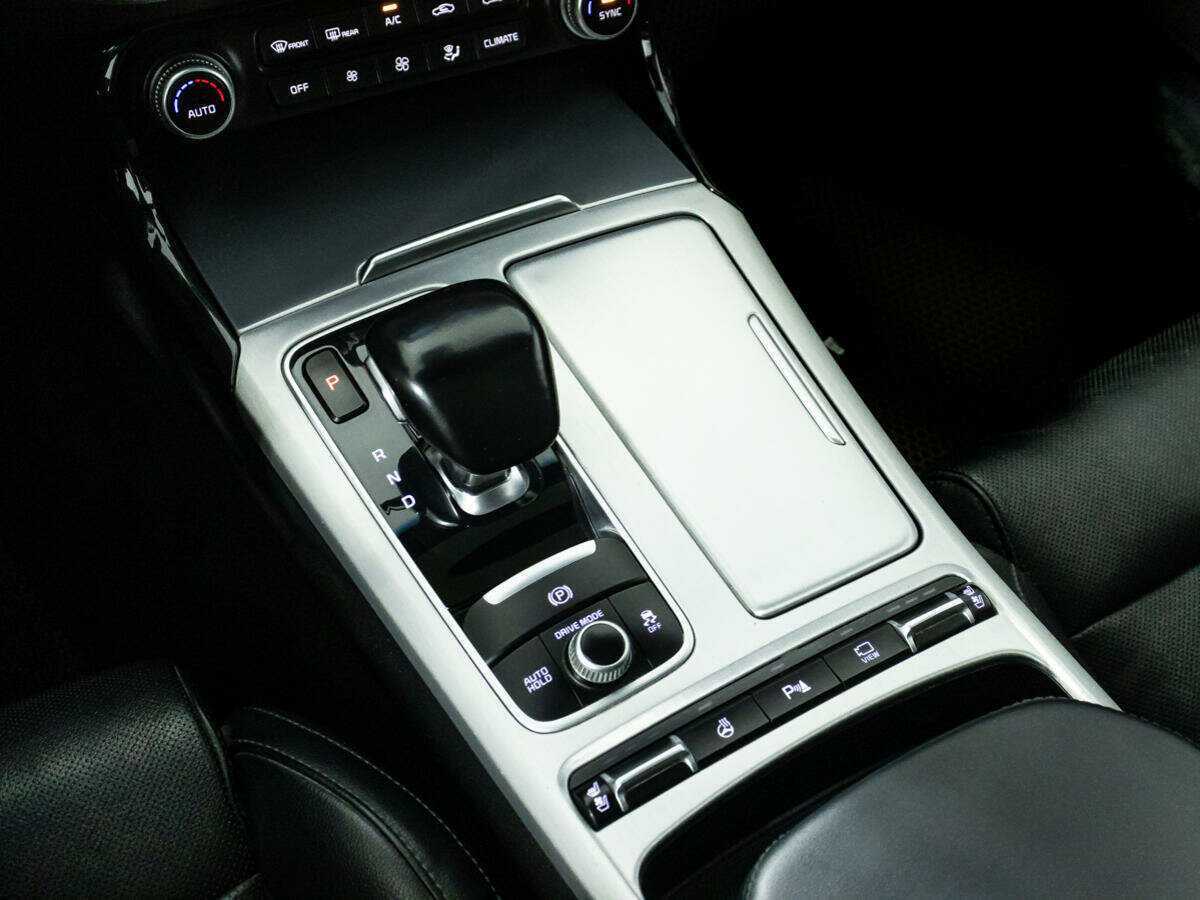 Kia Stinger, 2018 Фото №18