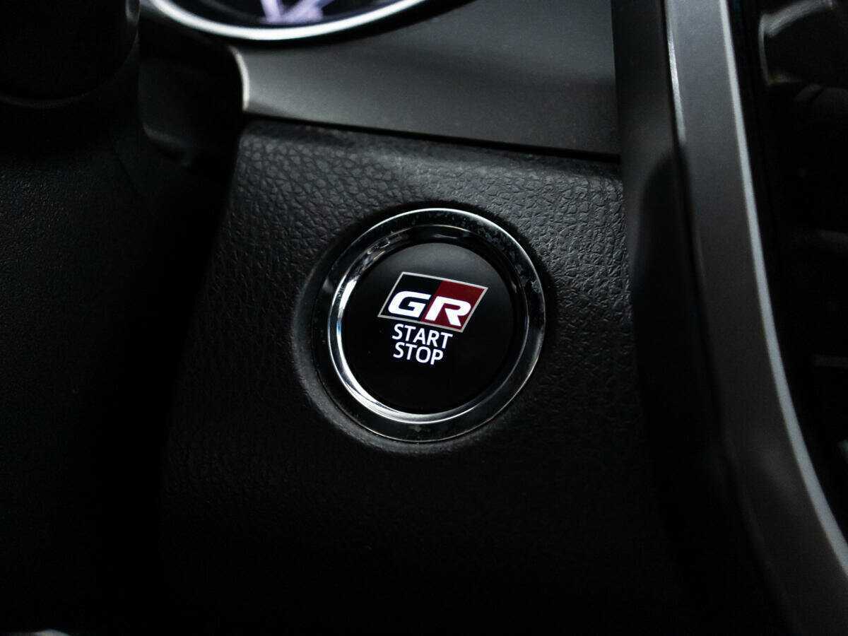 Toyota Camry, 2022 Фото №18