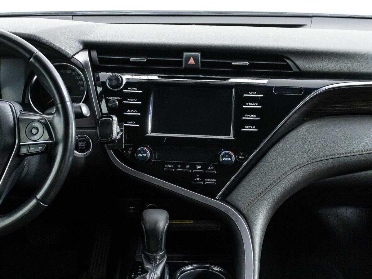 Toyota Camry, 2019 Фото №14