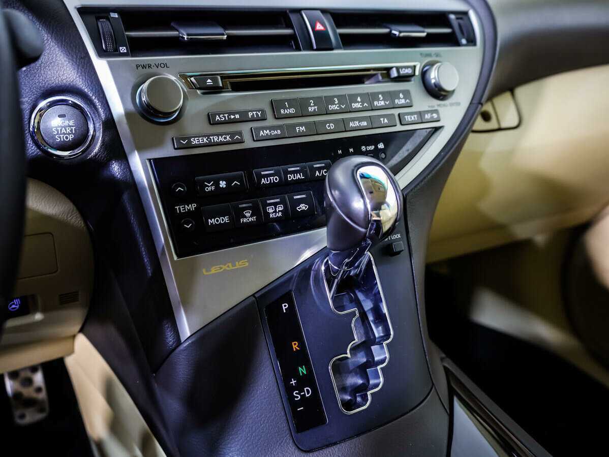 Lexus RX 350, 2010 Фото №14