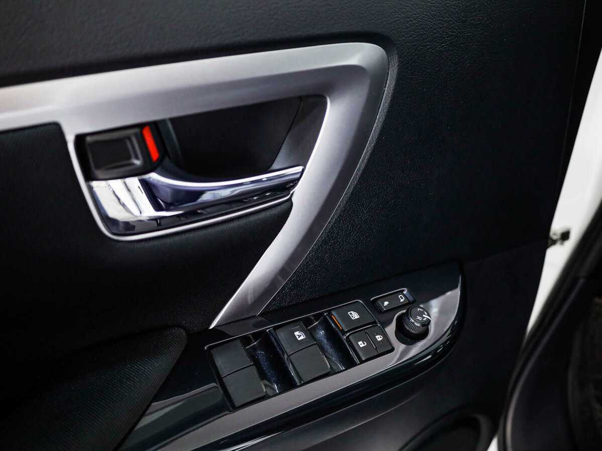 Toyota Fortuner, 2021 Фото №14