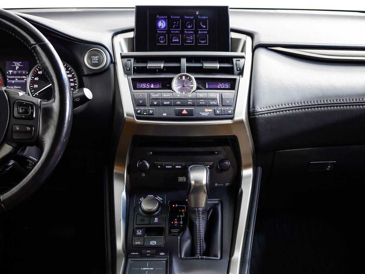 Lexus NX 200t, 2017 Фото №18