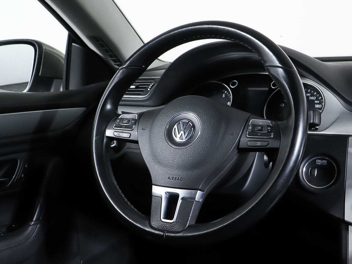 Volkswagen Passat CC, 2011 Фото №15