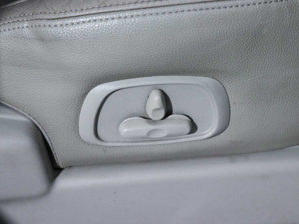 Mitsubishi Pajero, 2017 Фото №15