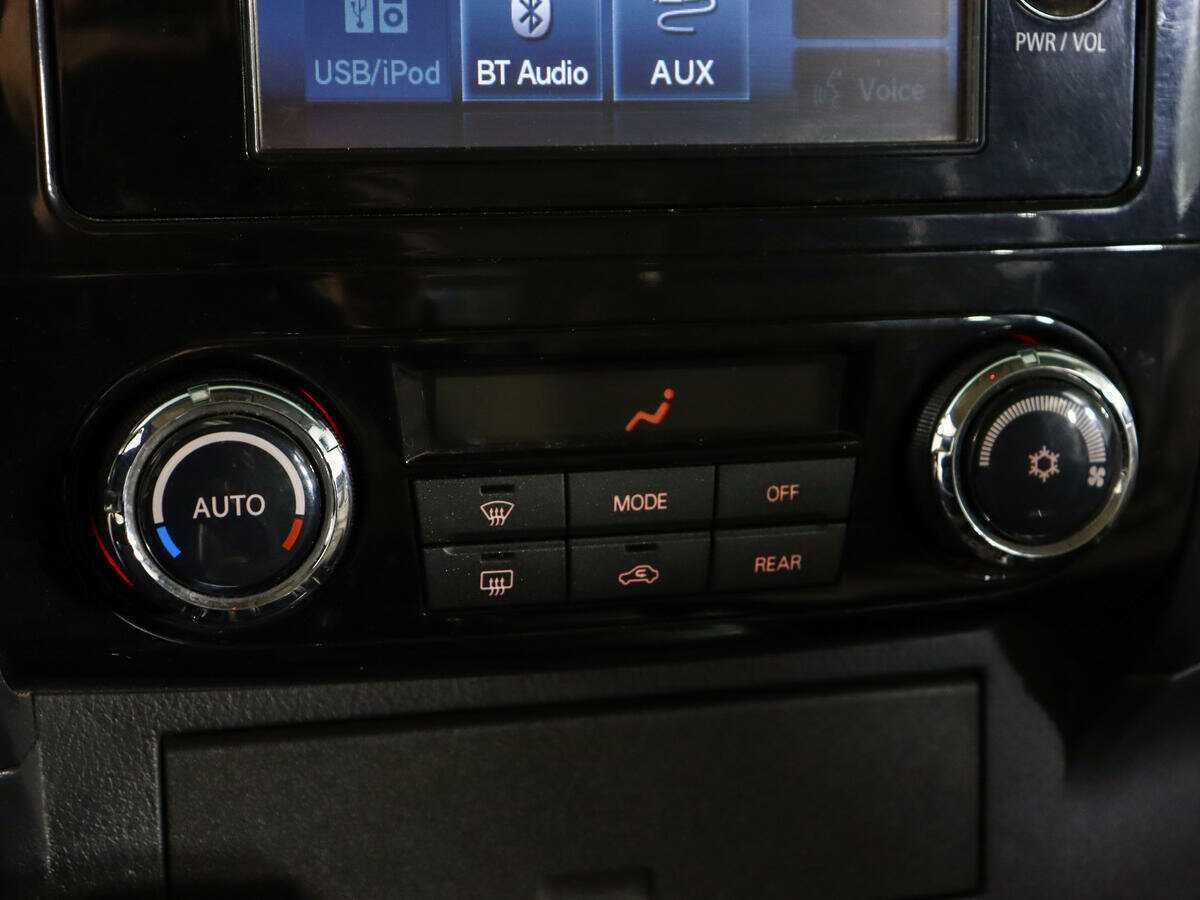 Mitsubishi Pajero, 2017 Фото №22