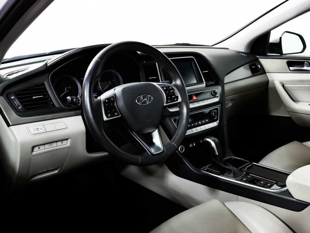 Hyundai Sonata, 2019 Фото №11