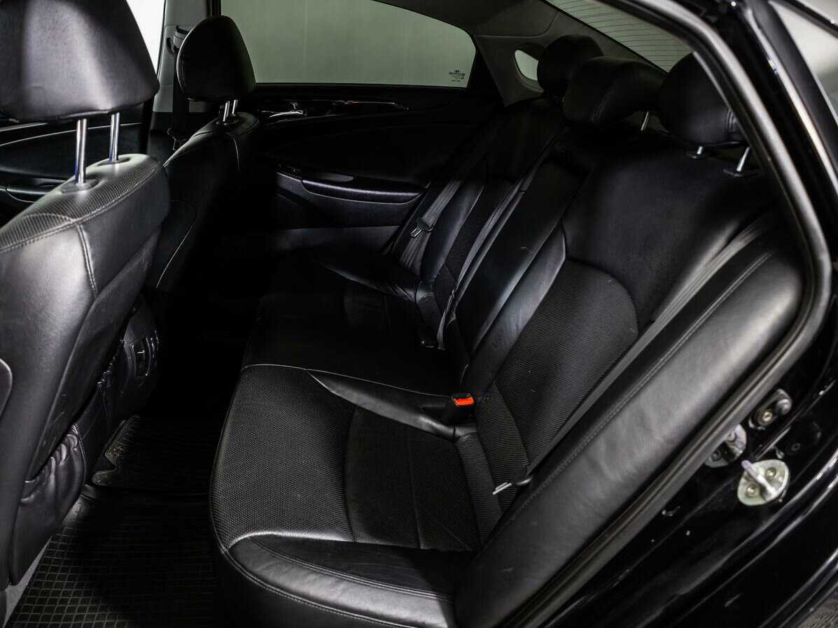 Hyundai Sonata, 2011 - 219 542 км. | Фото №8
