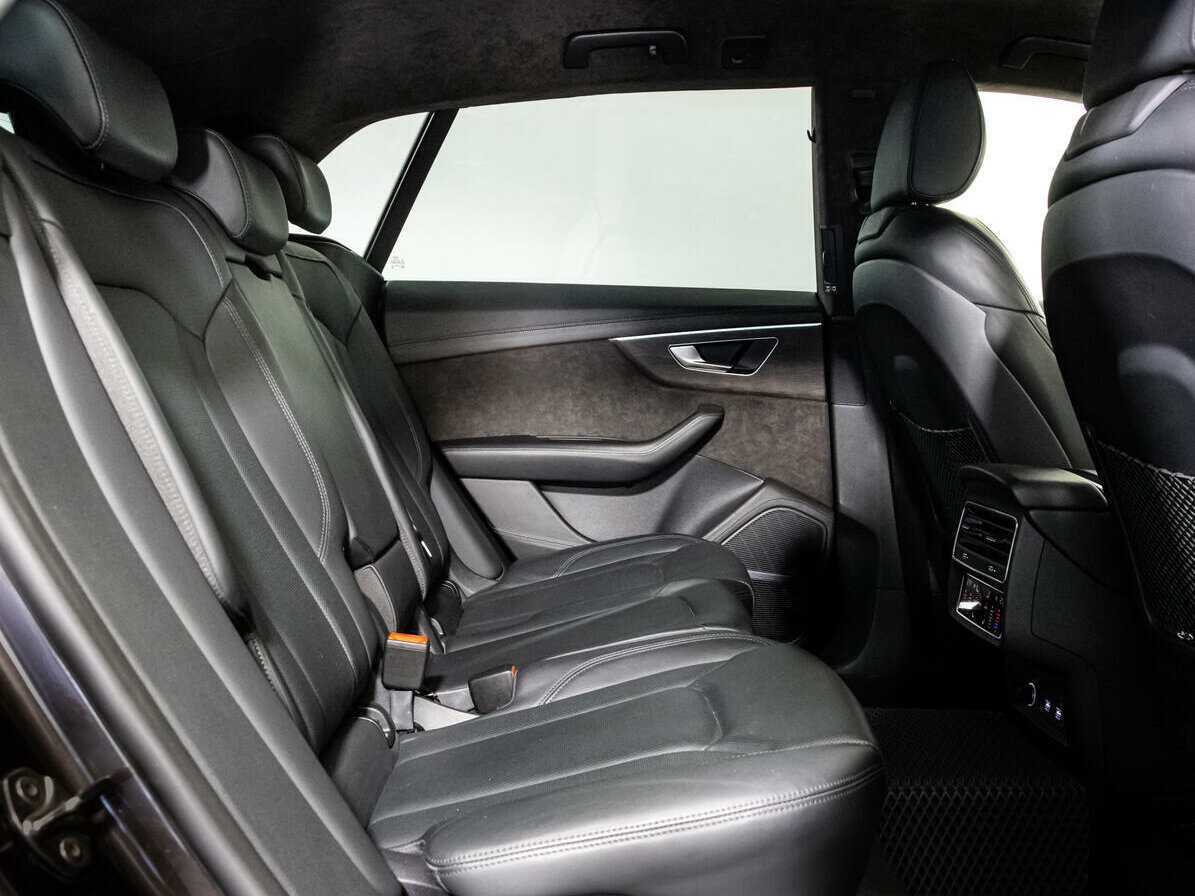 Audi Q8 45 TDI, 2019 Фото №17