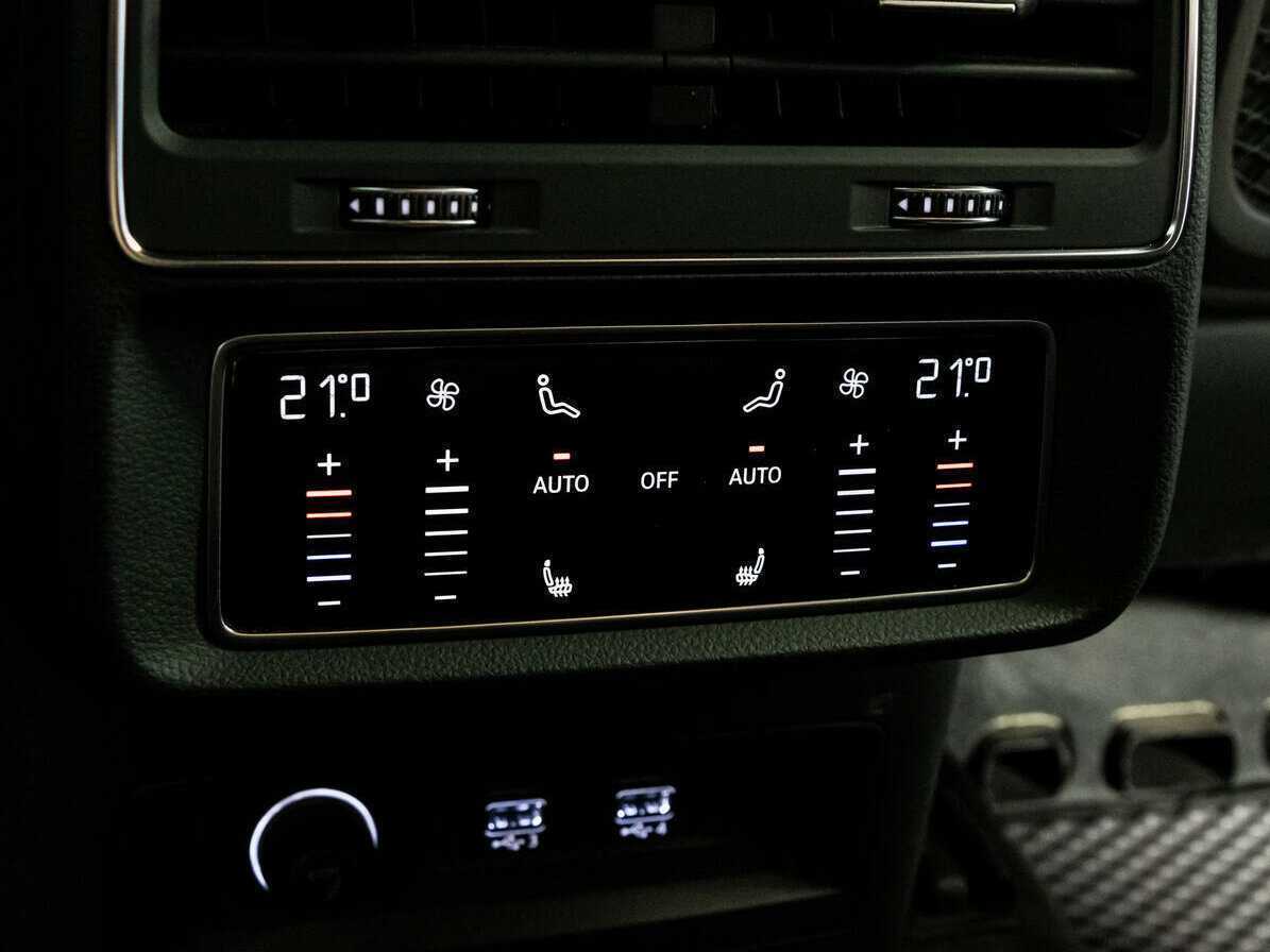 Audi Q8 45 TDI, 2019 Фото №18