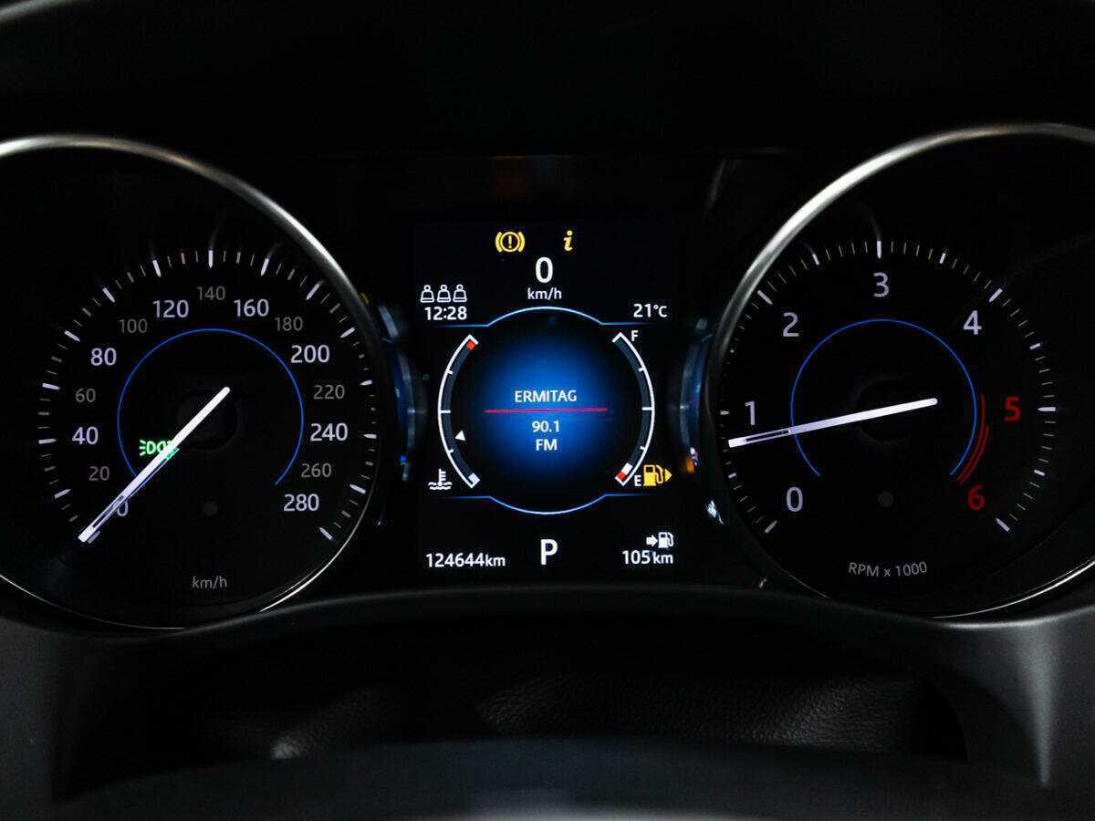 Jaguar F-Pace, 2019 Фото №12