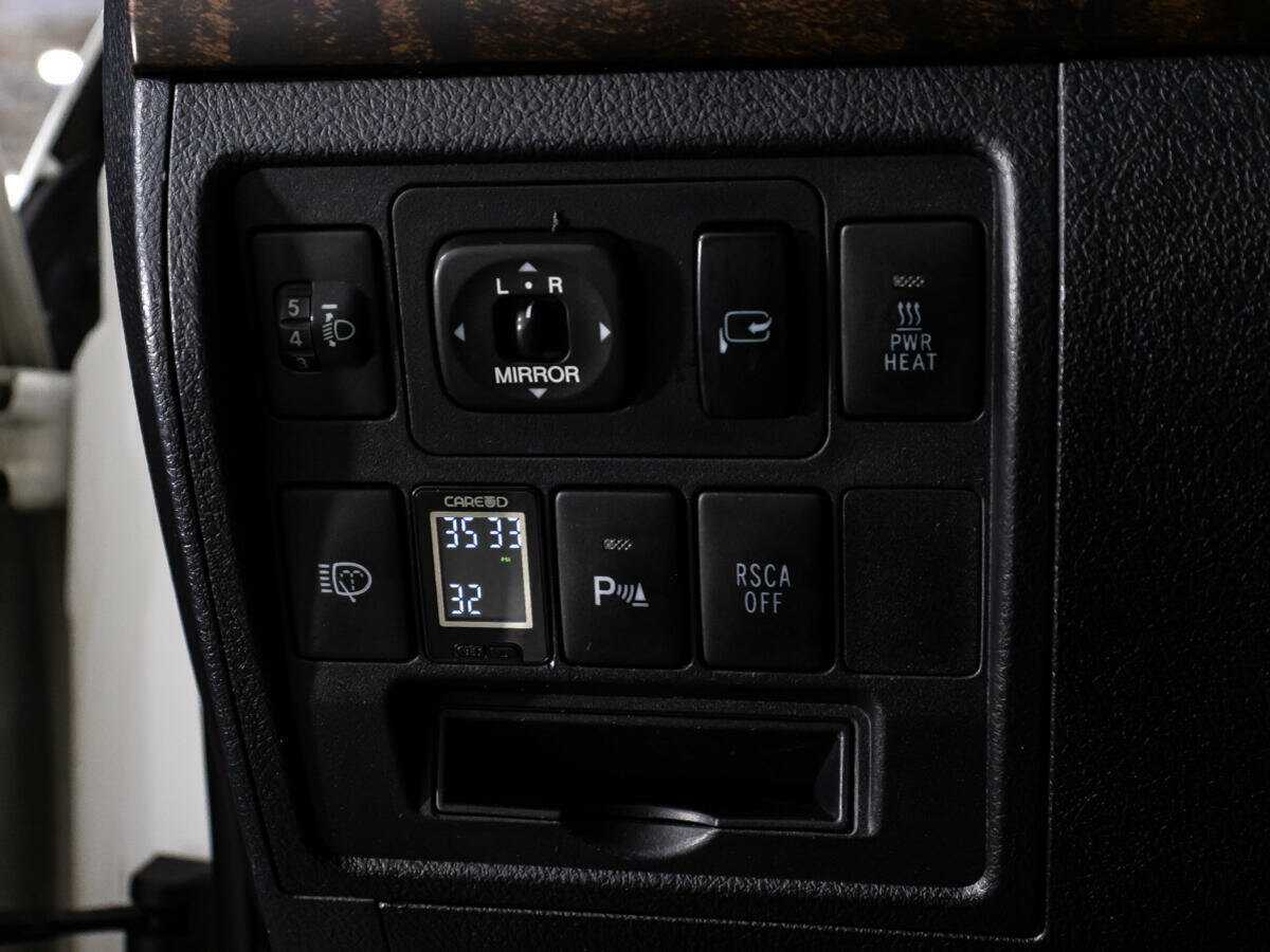 Toyota Land Cruiser, 2010 Фото №21