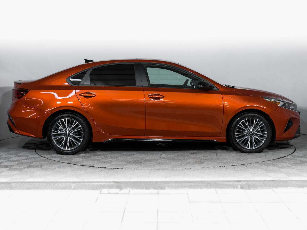 Kia Forte, 2022 Фото №4