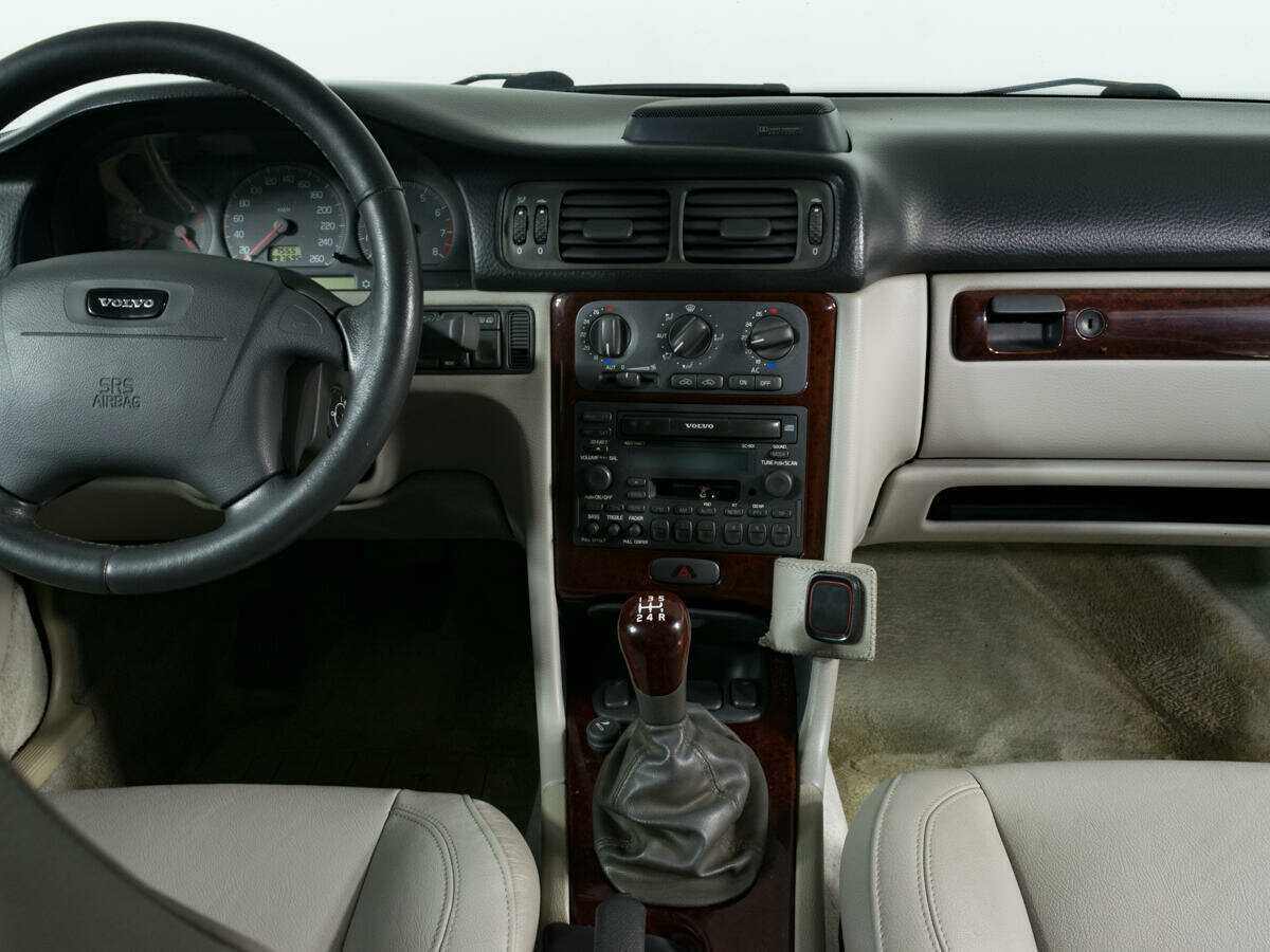 Volvo C70, 1999 - 297 650 км. | Фото №5