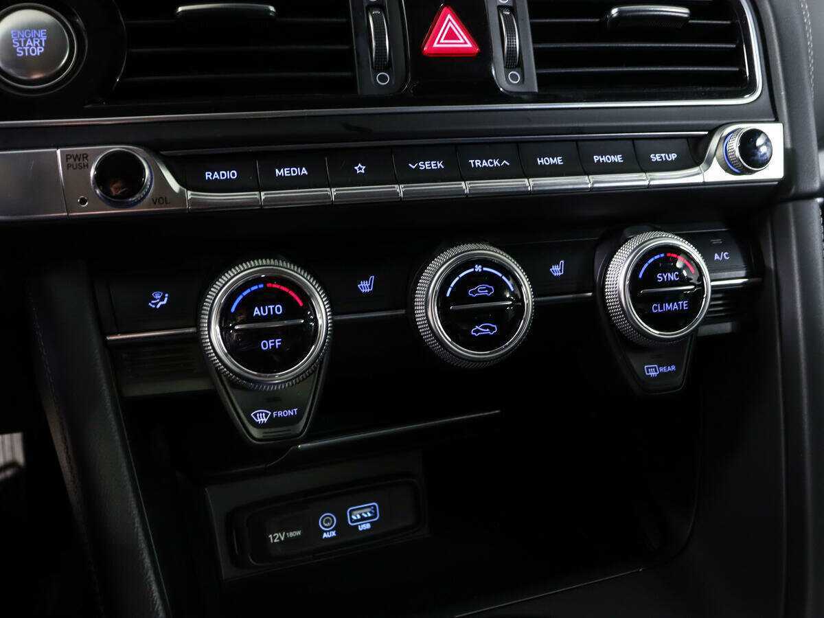 Genesis G70, 2019 Фото №20