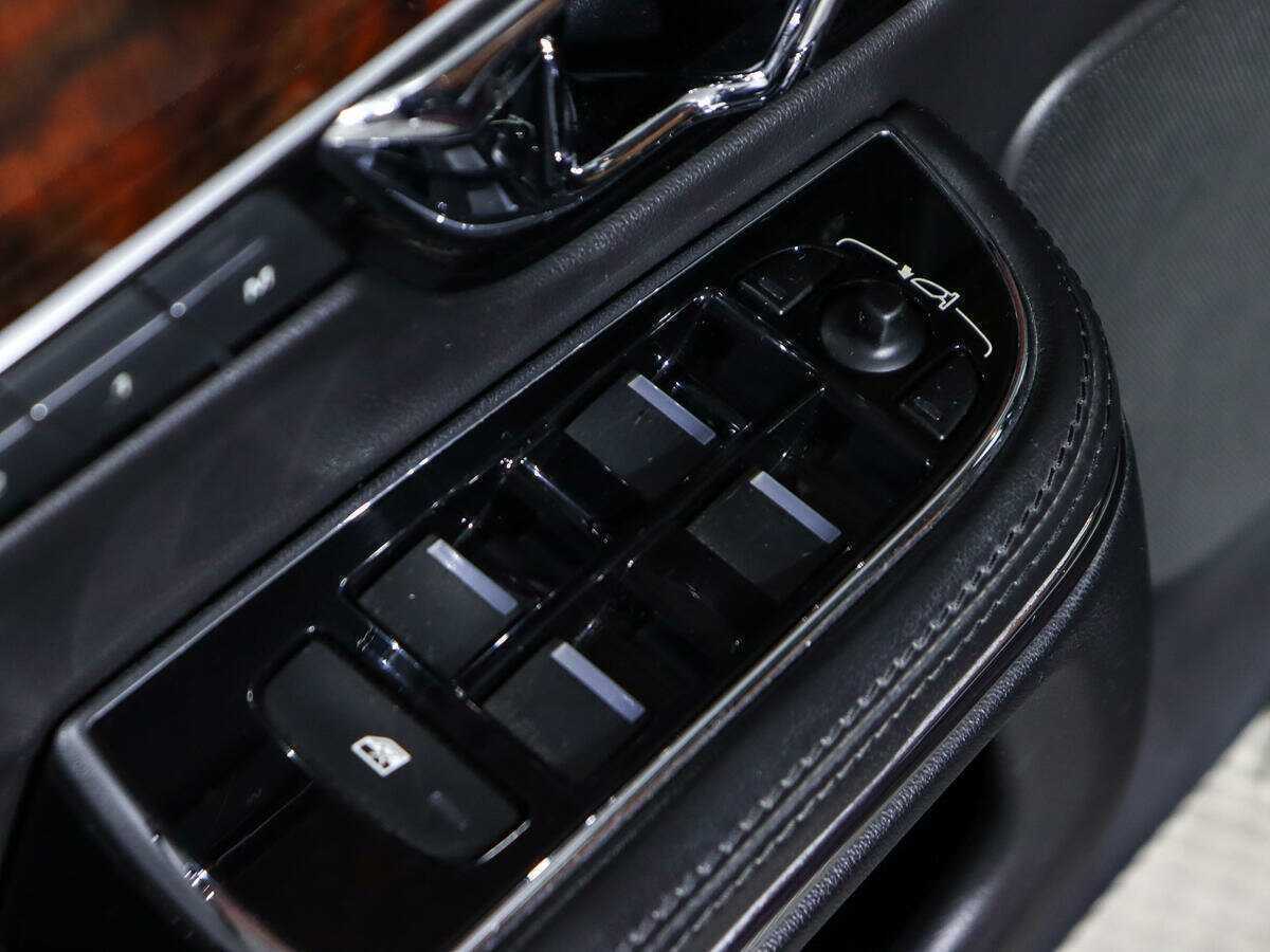 Jaguar XJ, 2014 Фото №21