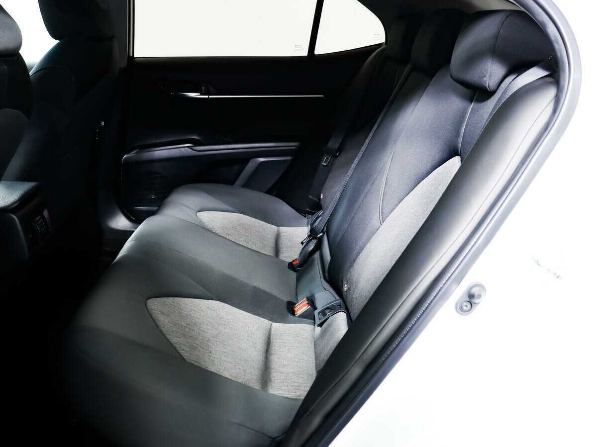 Toyota Camry, 2021 Фото №12