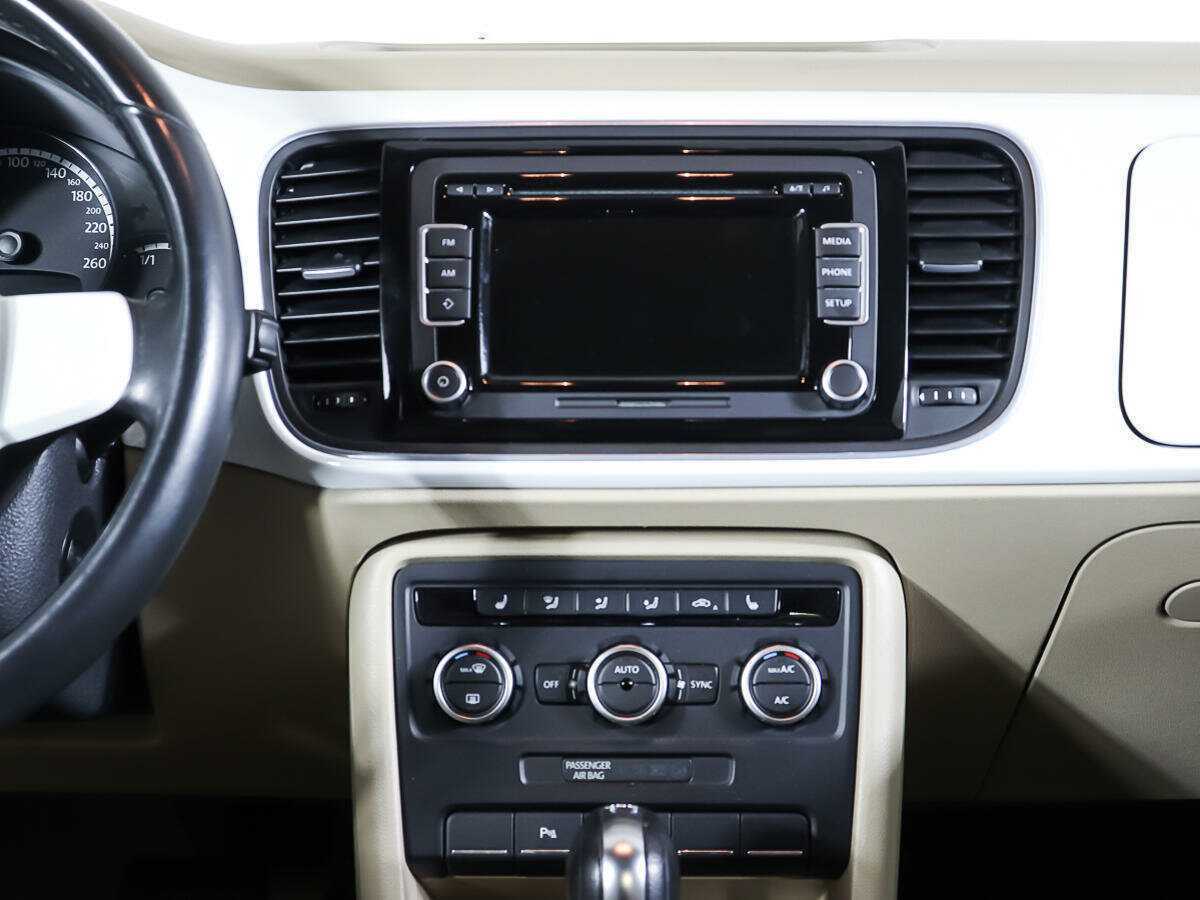 Volkswagen Beetle, 2014 Фото №12