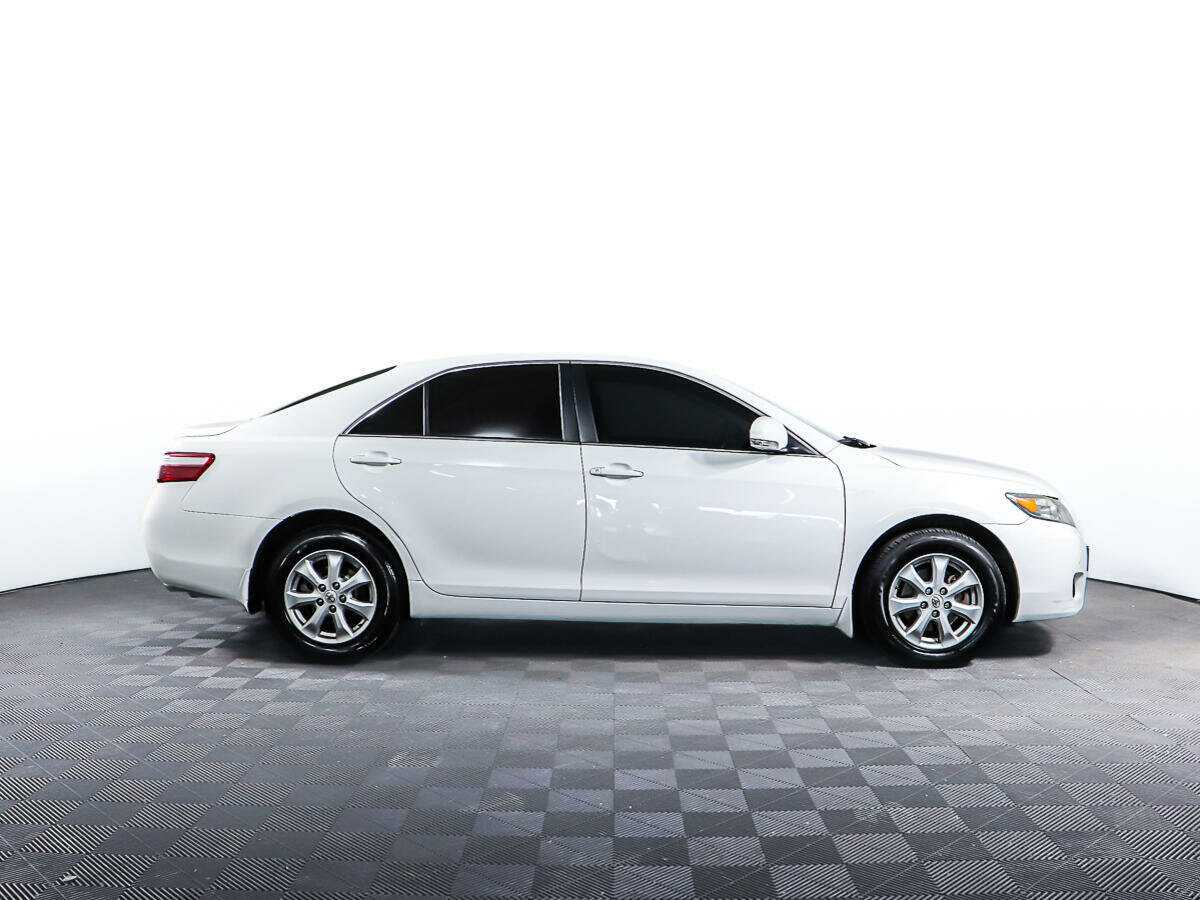 Toyota Camry, 2010 Фото №4