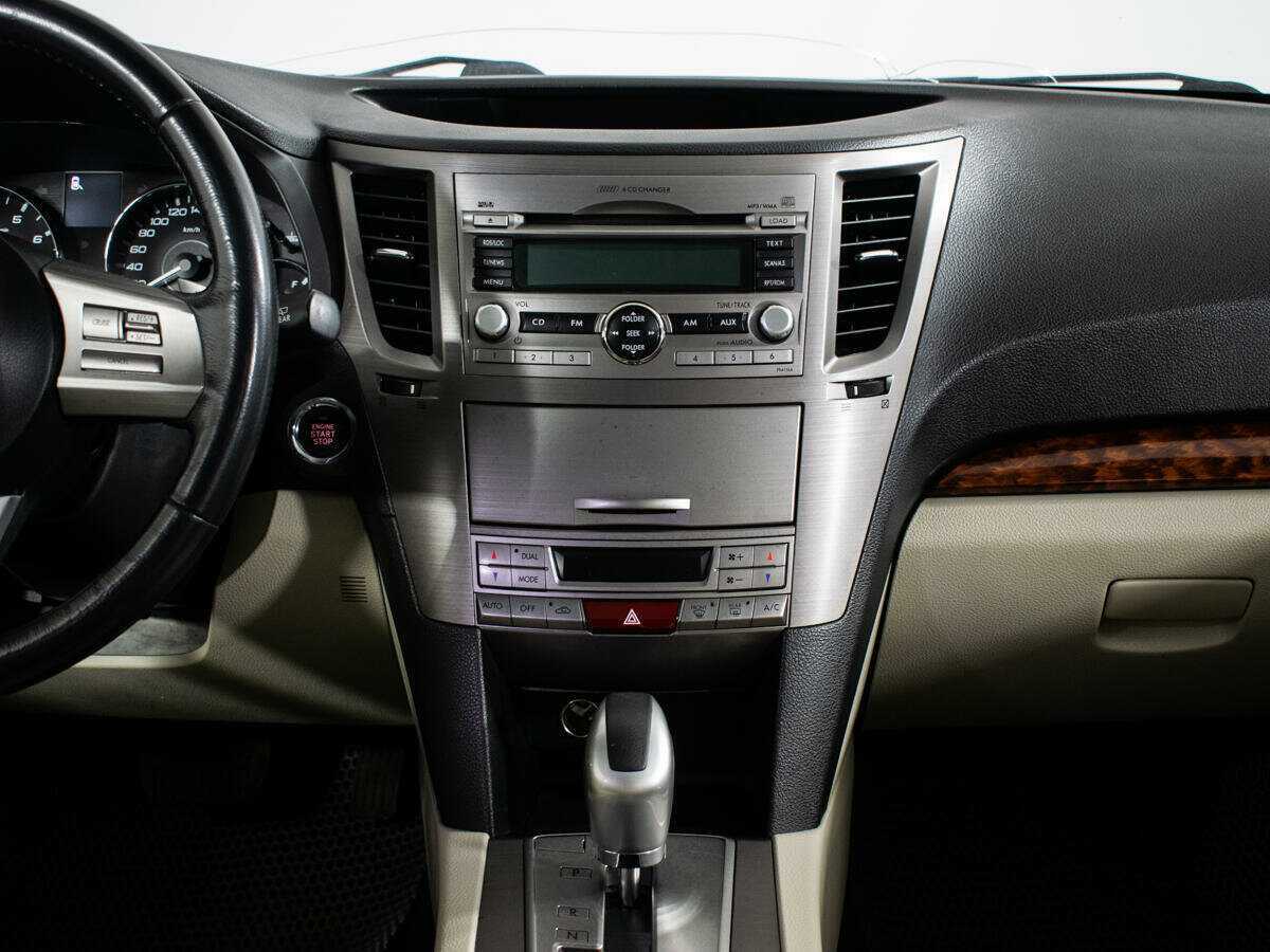 Subaru Outback, 2011 Фото №11