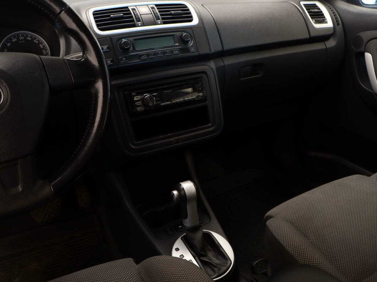 Skoda Fabia, 2009 Фото №15