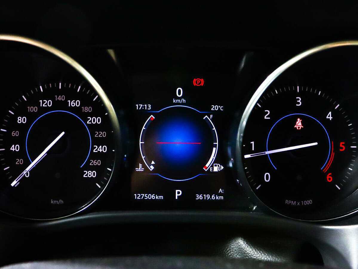 Jaguar F-Pace, 2016 Фото №9