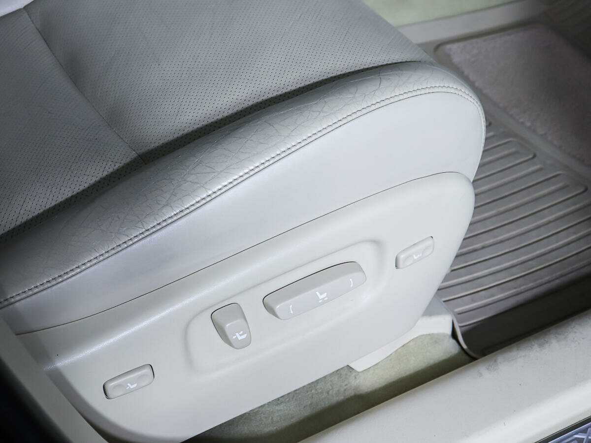 Lexus RX 350, 2010 Фото №17