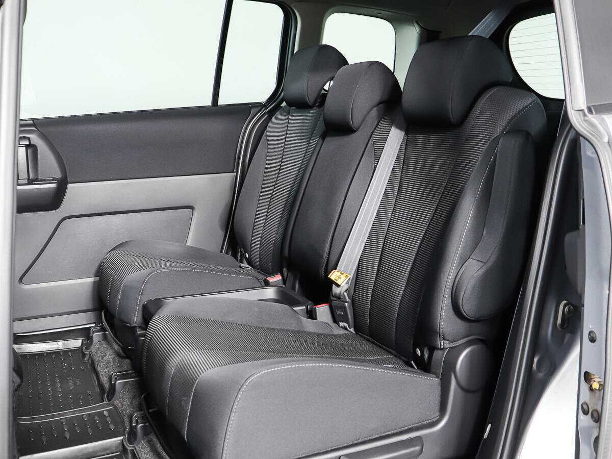 Mazda 5, 2013 Фото №12