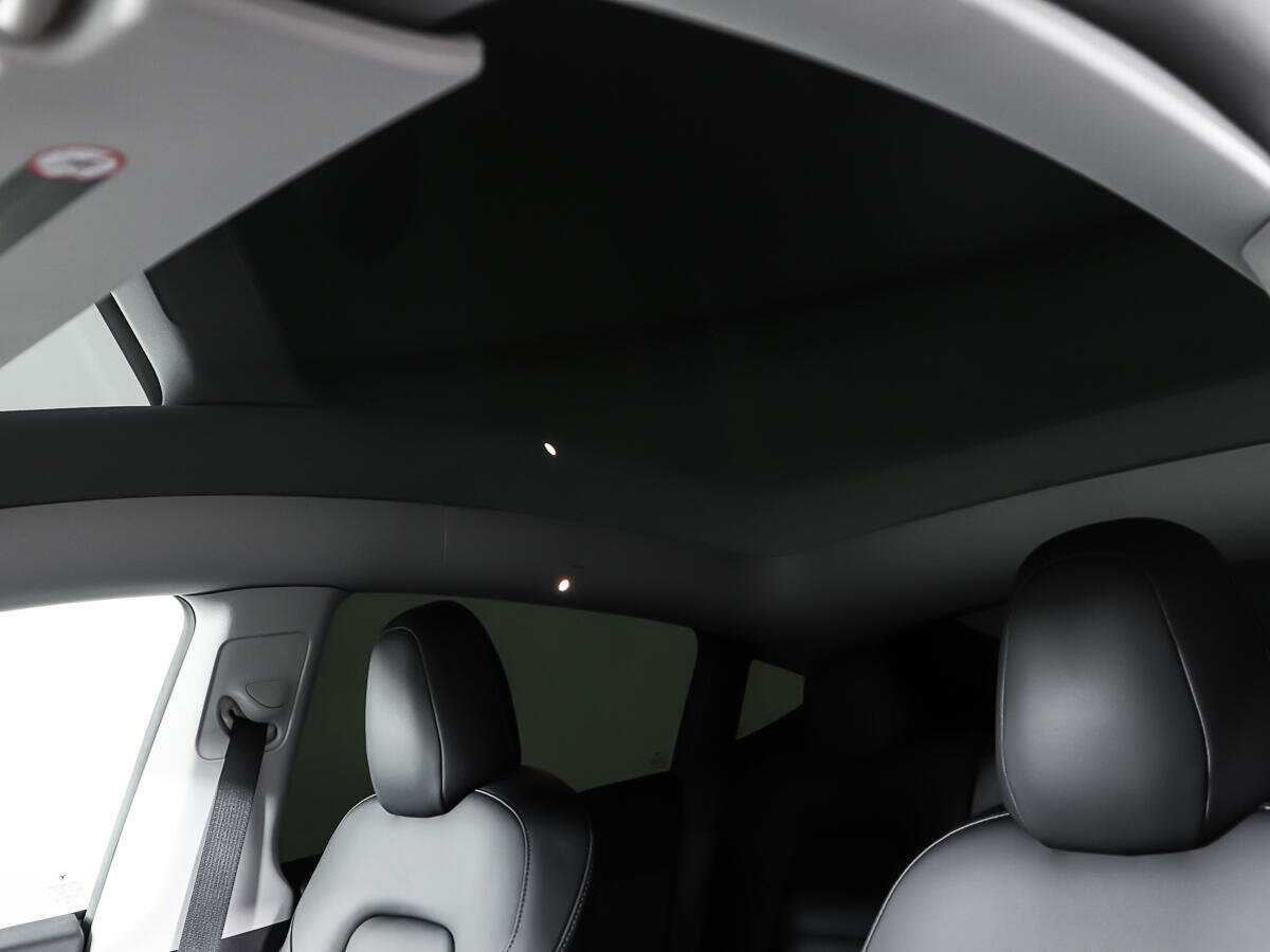 Tesla Model Y Performance, 2021 Фото №21