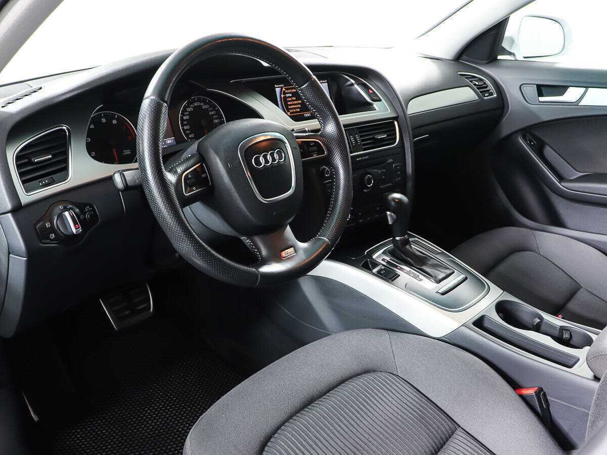 Audi A4, 2011 Фото №14