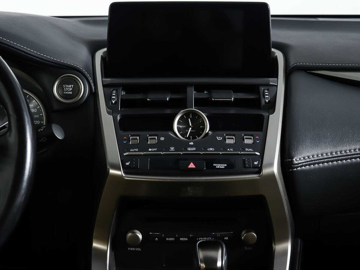 Lexus NX 300, 2018 Фото №14