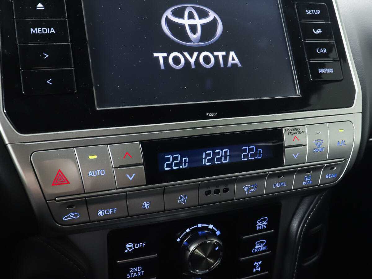 Toyota Land Cruiser Prado, 2020 Фото №19