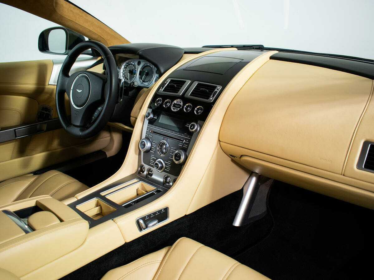 Aston Martin DB9, 2013 Фото №9