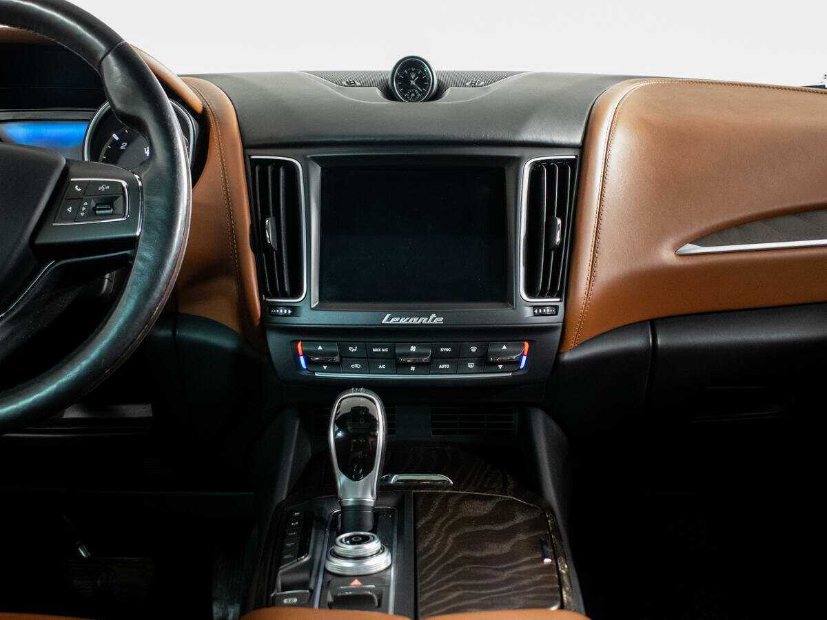 Maserati Levante Diesel, 2016 Фото №9