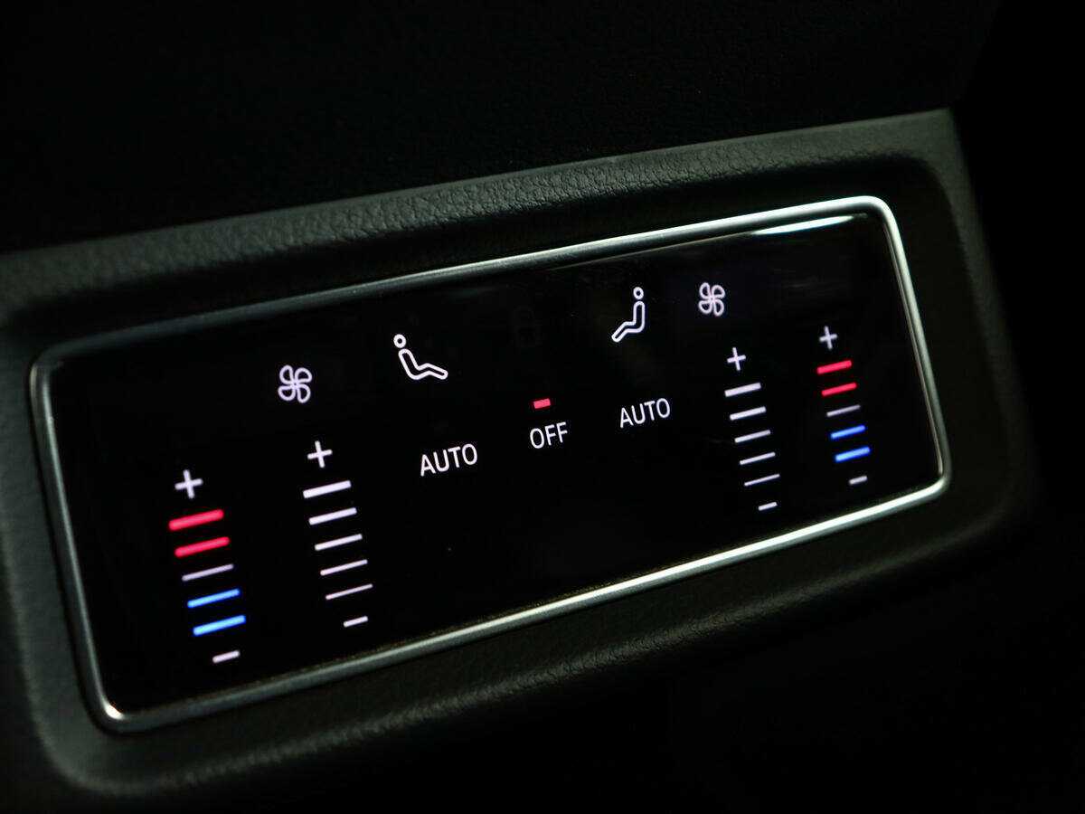 Audi e-tron 55, 2019 Фото №28